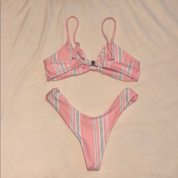 bikini - Picture 2 of 3